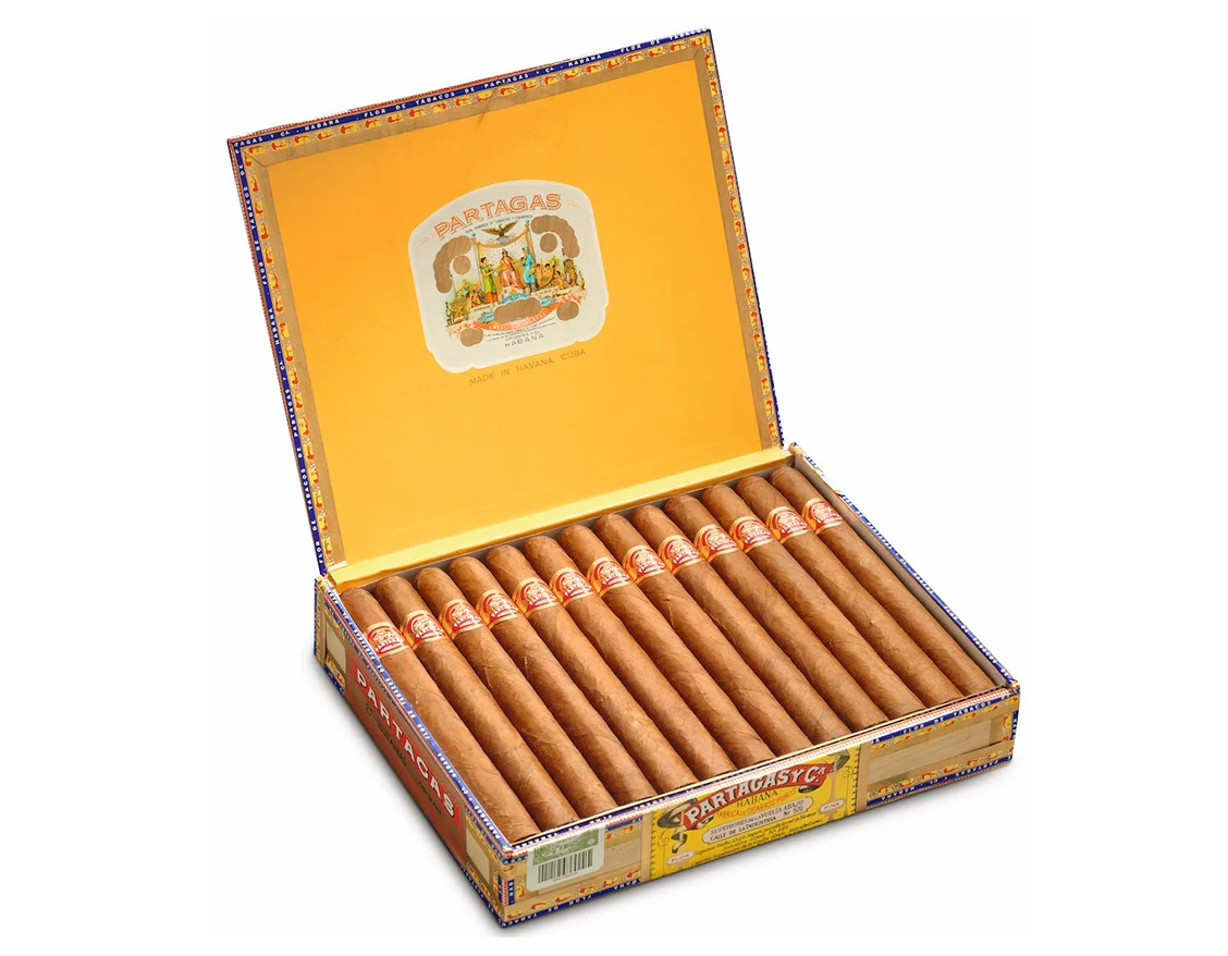 How to Best Store Cigars Without a Humidor